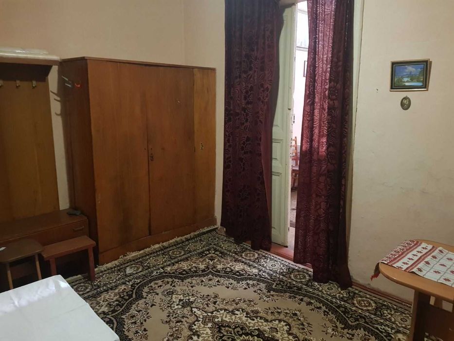 1 кімнатна квартира (центр) м. Кам'янка-Бузька