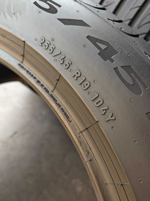 r19 255 45 Pirelli Powergy шини літні 24-й рік фото справжні