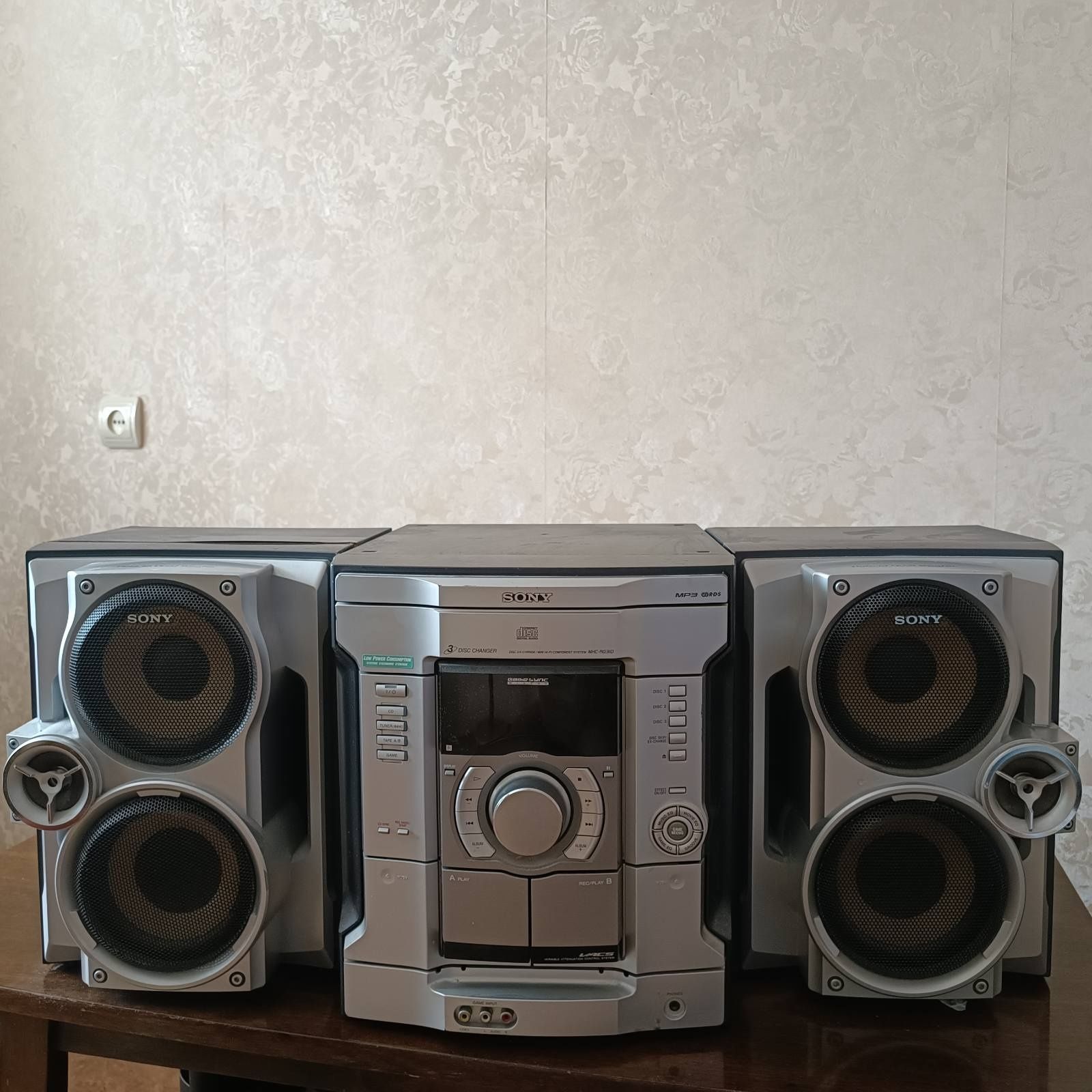 Музичний центр Sony: 2 500 грн. - Музыкальные центры Черкассы на Olx
