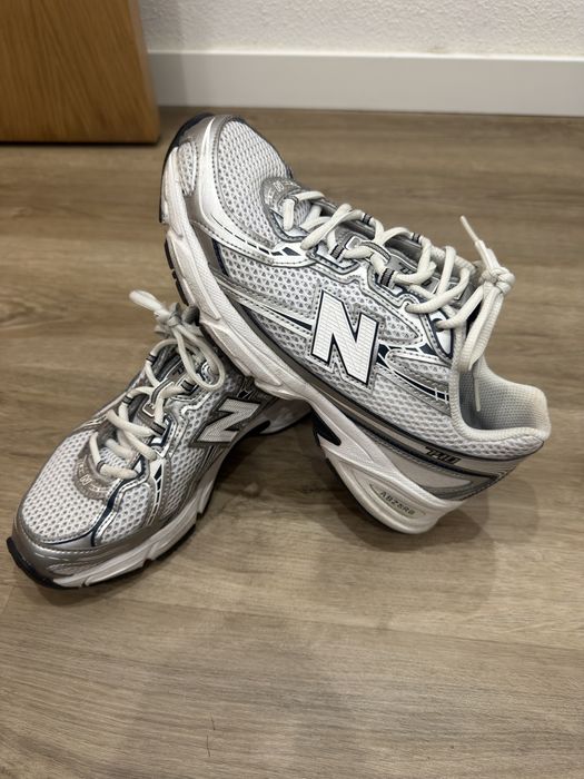 Tenis new balance 730