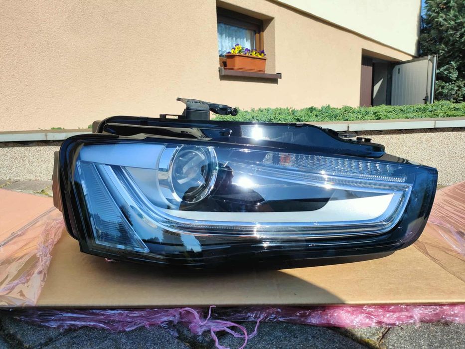 Audi A4 B8 NOWY prawy reflektor lampa przód ORYGINAŁ 8K0941PFF4 EU
