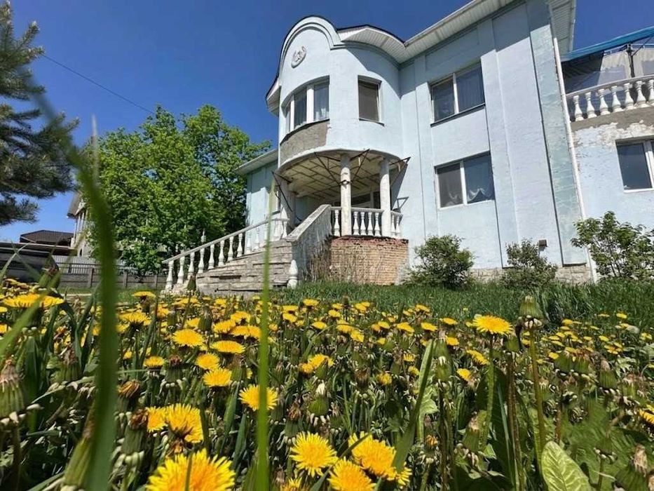 Продаж дачі 430м². 5 кімнат. 24 сотки. Камін. Басейн. Сауна. Більярд. ID:674