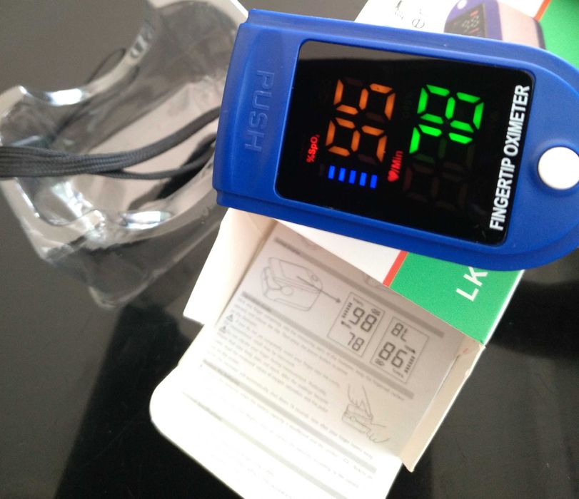 Pulsoksymetr napalcowy Lk87