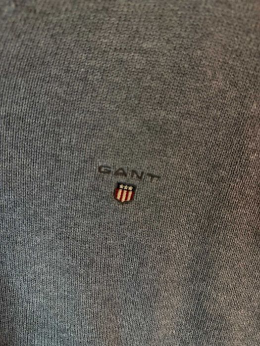 Sweter w serek Gant szary 3xl