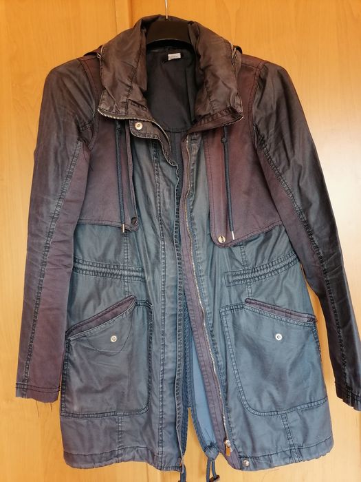 Plaszcz f&f  wiosenno-jesienny. Rozmiar 6.