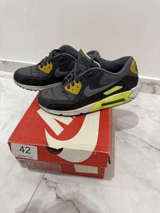 Nike Air Max 90 Essential