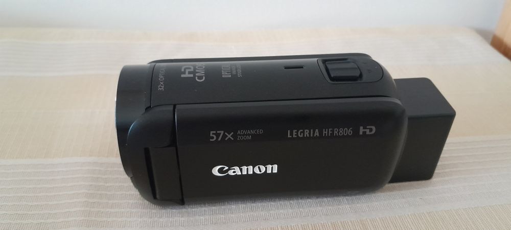 Câmera Canon Legria HFR5806 +CartãoMem128GB +Mala armazenamento +Tripé