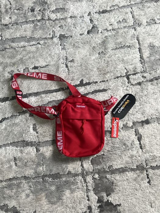 Supreme ss18 shoulder bag