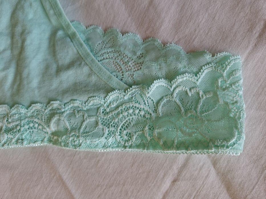 Stringi damskie rozm. M