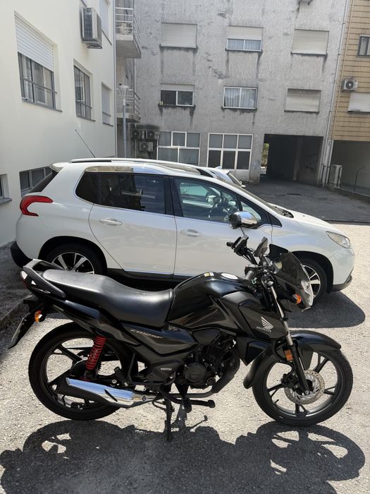 Honda CB125F de 2024 39.0984 km.
