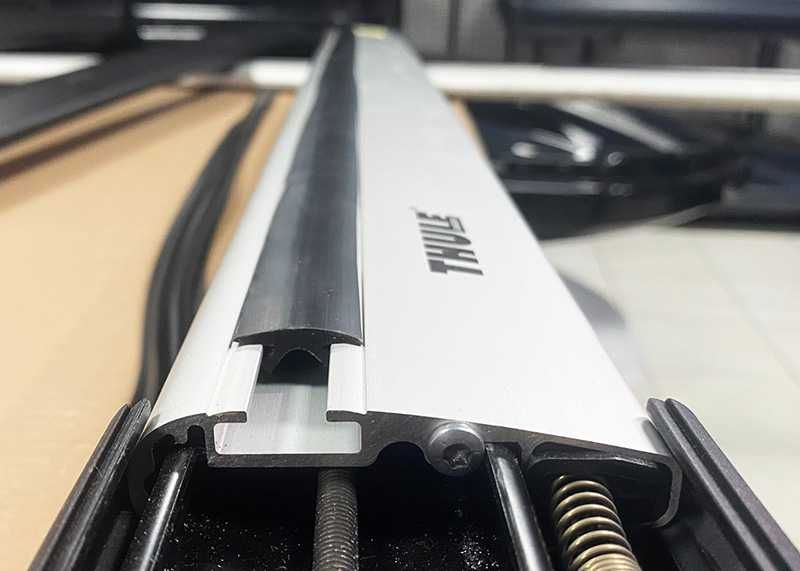 Резинка гумка верхня багажника на дах Thule Wingbar Edge Evo BMW Terra Carstyle в Т-паз 8-12 мм термоеластопласт для поперечин аеро Wingbar Aerobar