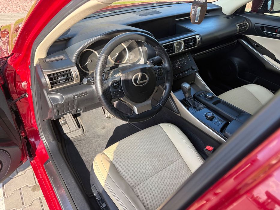 Lexus IS 250, 2014
