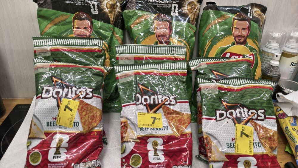9) kolejny zestaw przekąsek chipsów 9szt  do butito i na mecz Doritos Lays zielona cebulka