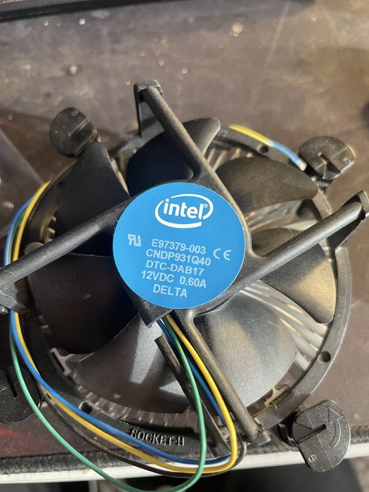 Procesor inte core i3-9100f + chlodzenie