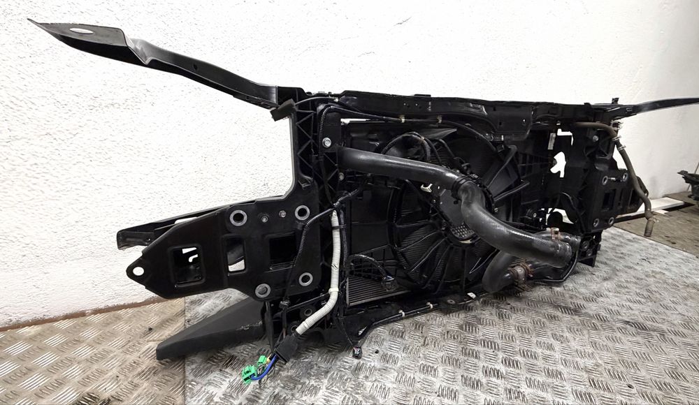 Pas przedni wzmocnienie czołowe  komolet honda civic x 1.0