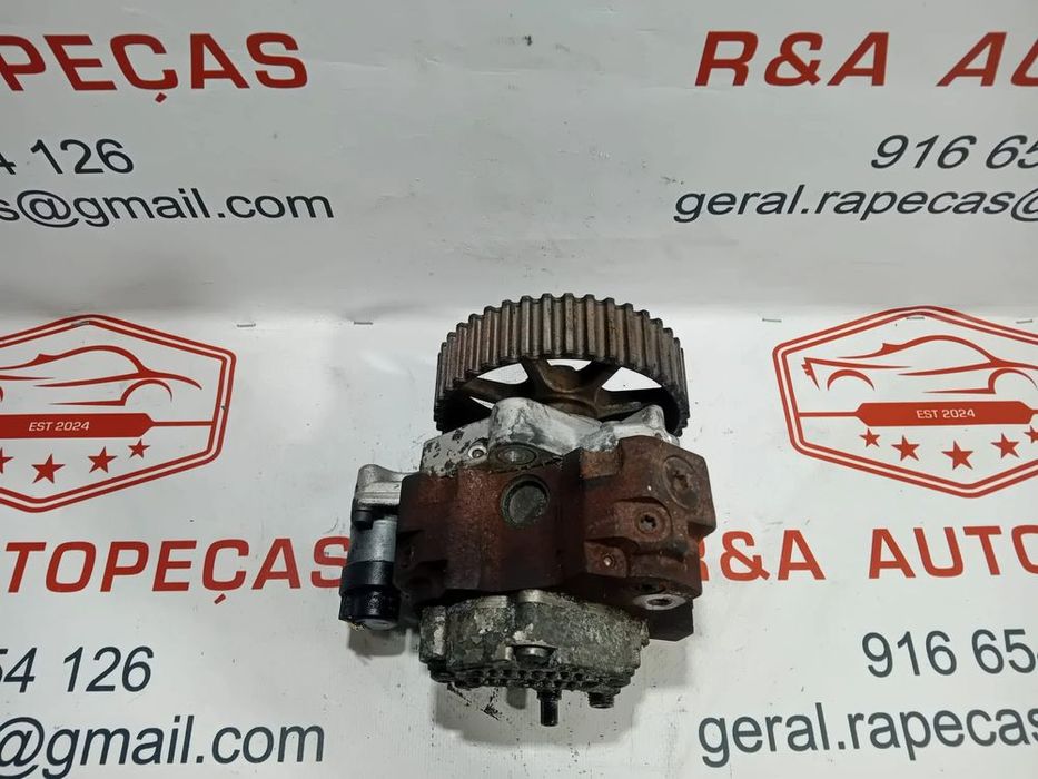 Bomba Injetora / Bomba de Injeção /Alta Pressão 1.9 DCI Ref 044501075