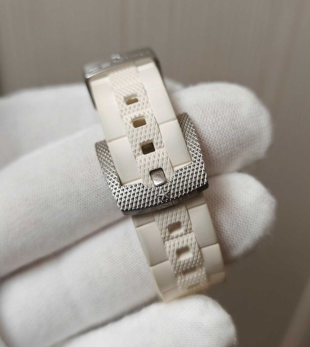 Жіночий годинник Zenith Defy Classic 38mm Lady Automatic Diamonds