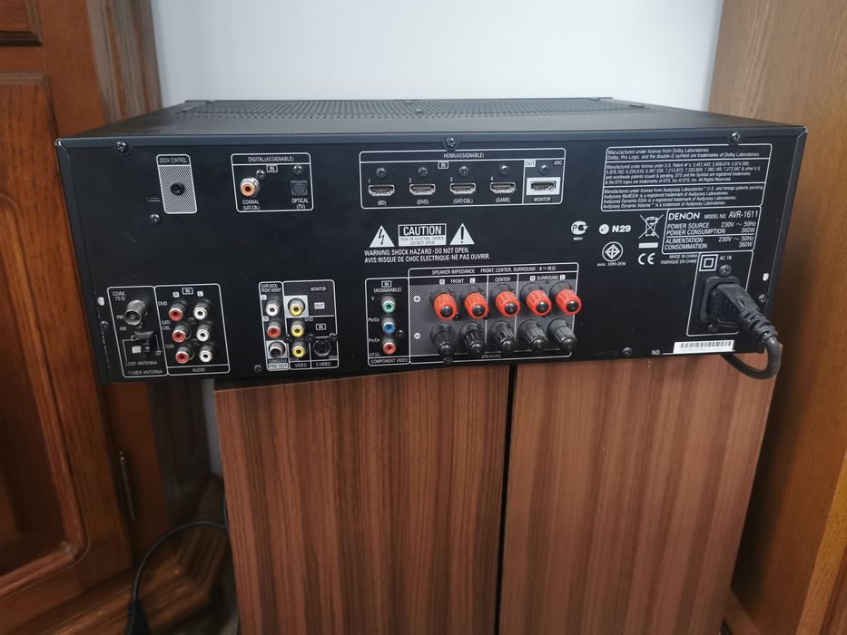 Amplituner Denon 5.1 AVR 1611