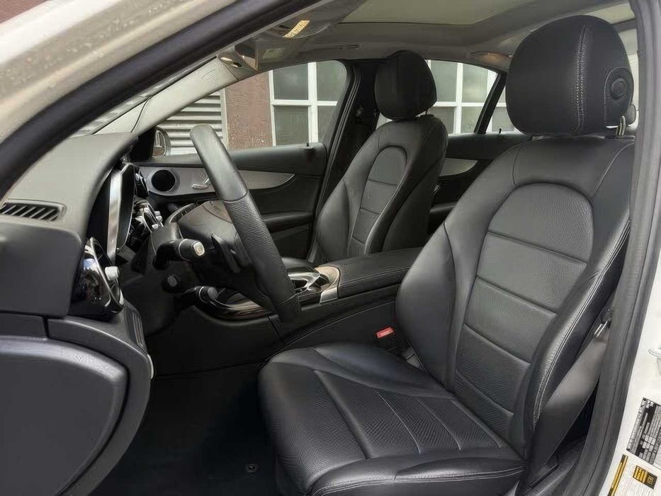 Mercedes-Benz C-Class C 300      2015