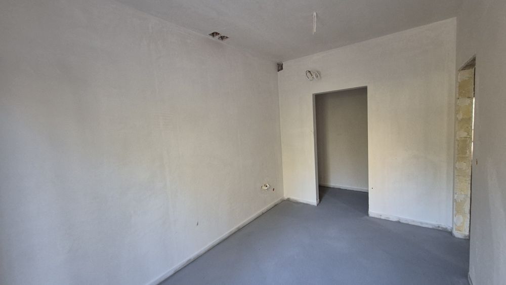 Lokal 130m  na I piętrze