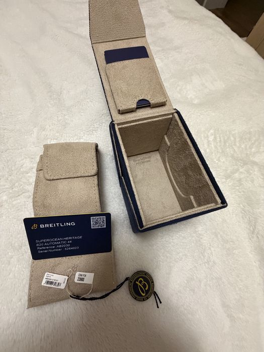 Breitling Superocean heritage 44mm Apart