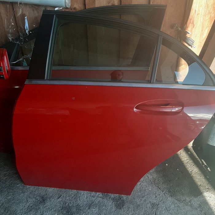 MERCEDES.  varias portas