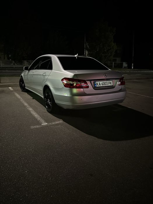Мерседес  e klasse w212