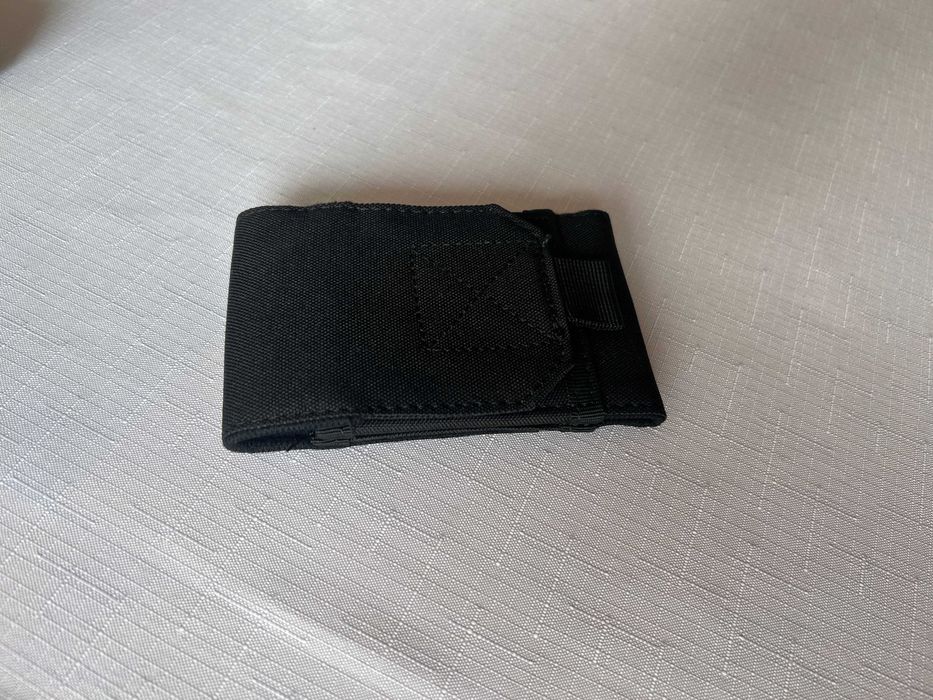 Etui kabura na telefon do paska spodni materiałowe zamykane na rzep