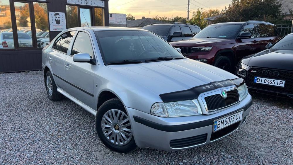 SKODA OCTAVIA TOUR!!!Чистий 2009 рік! 1.6МПІ газ/бензин!