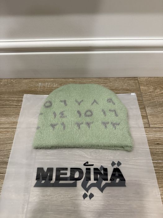 Шапка Medina з мохеру