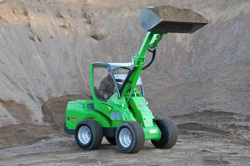 ПОСЛУГА Оренда Міні Навантажувач AVANT 750 (Фінляндія) / Bobcat / JCB