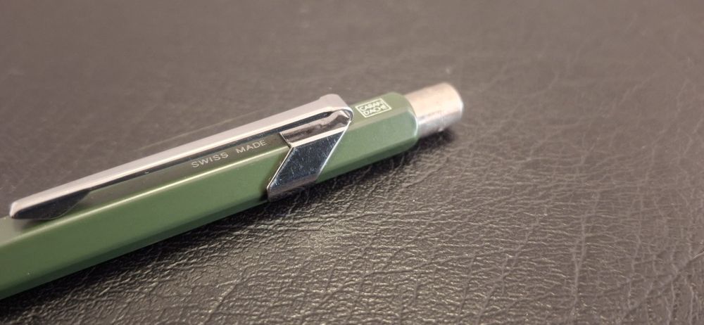 Caran D'Ache 849