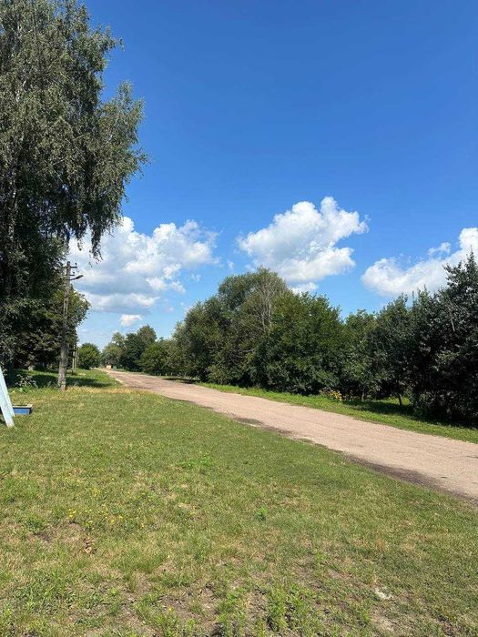 Продаж 1/2 частини будинку в с.Анисів з ремонтом та 7 сотками землі!