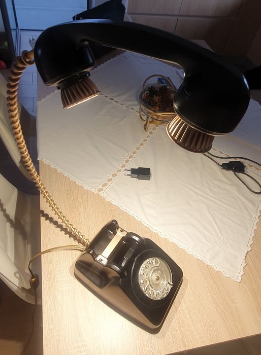 Candeeiro vintage - Telefone antigo