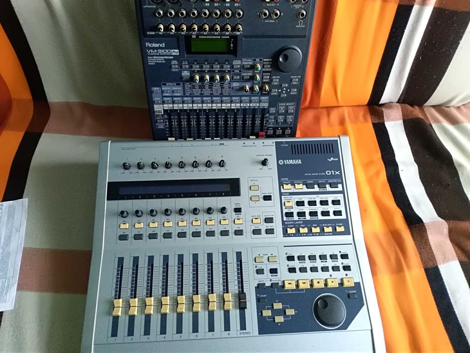 Студія професійна звукозапису.  roland