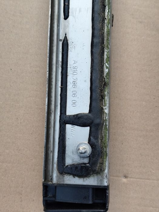 Направляюча відсувних дверей Фольксваген крафтер ман мерседес спрінтер