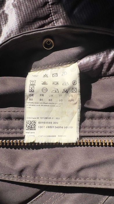 Casaco Hugo Boss Orange verde com capuz em pêlo