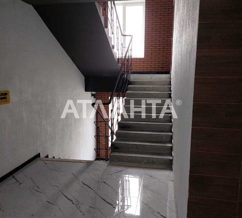 1 комн. квартира 50м2+терасса 15м2 в новом ЖК и видом на море.