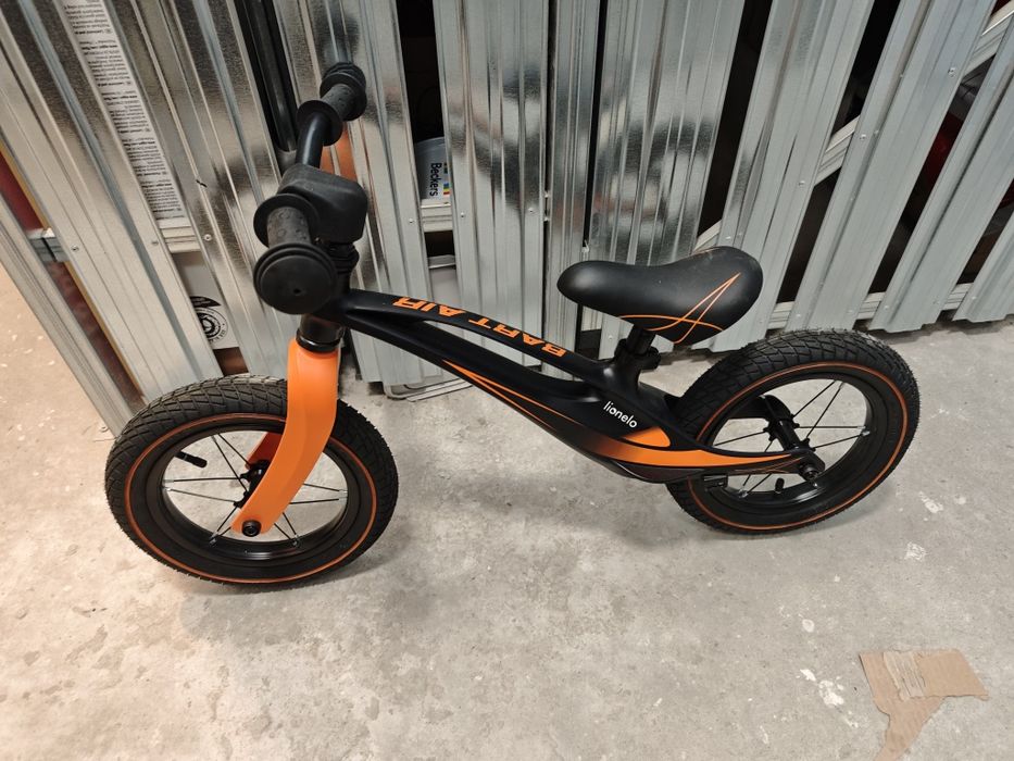 Rowerek biegowy Lionelo Bart Air kolor Sporty Black