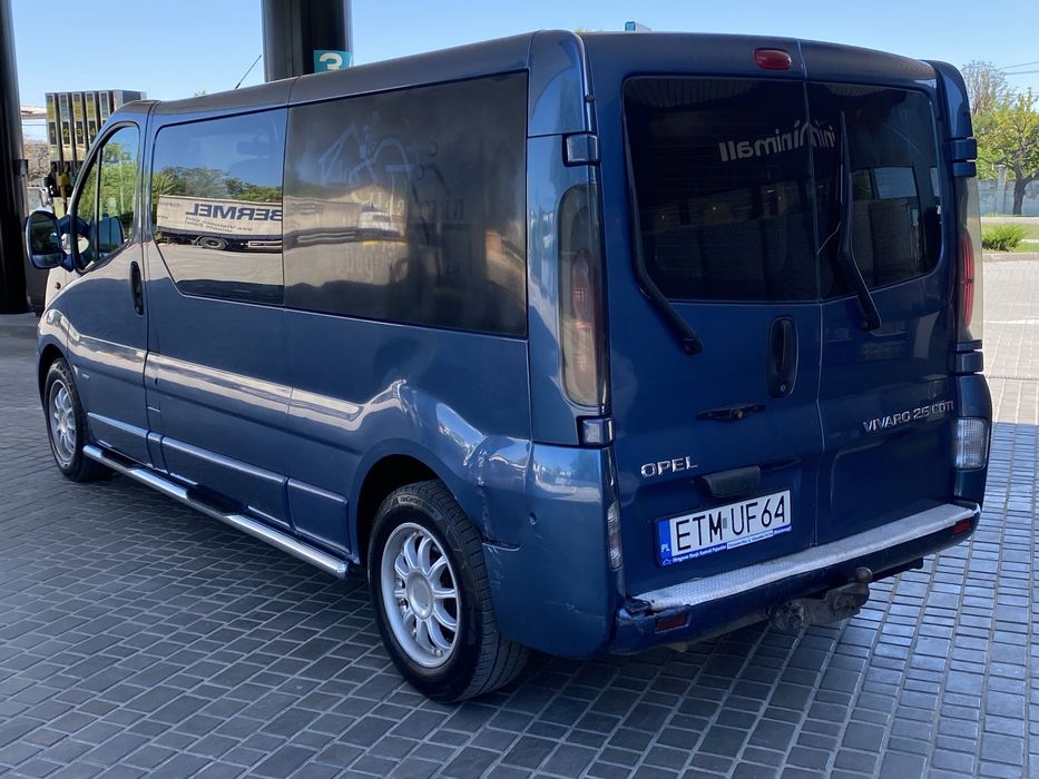 Продам Opel Vivaro 2.5 турбо дизель в идеальном состоянии