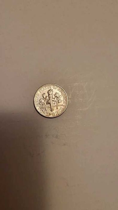 Conjunto de 33 moedas estrangeiras