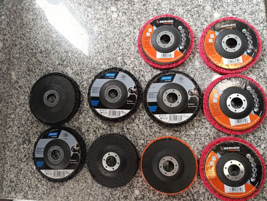 10 discos de lixar tinta e ferrugem