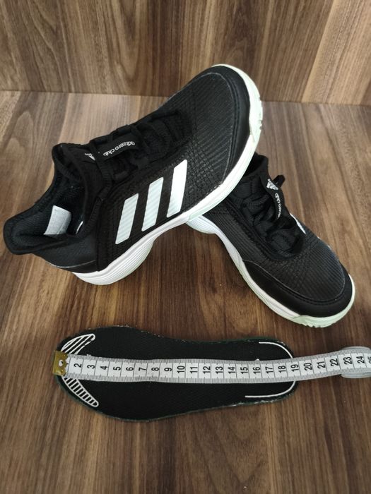 Дитячі тенісні кросівки Adidas Adizero Club Junior black, 30 розмір