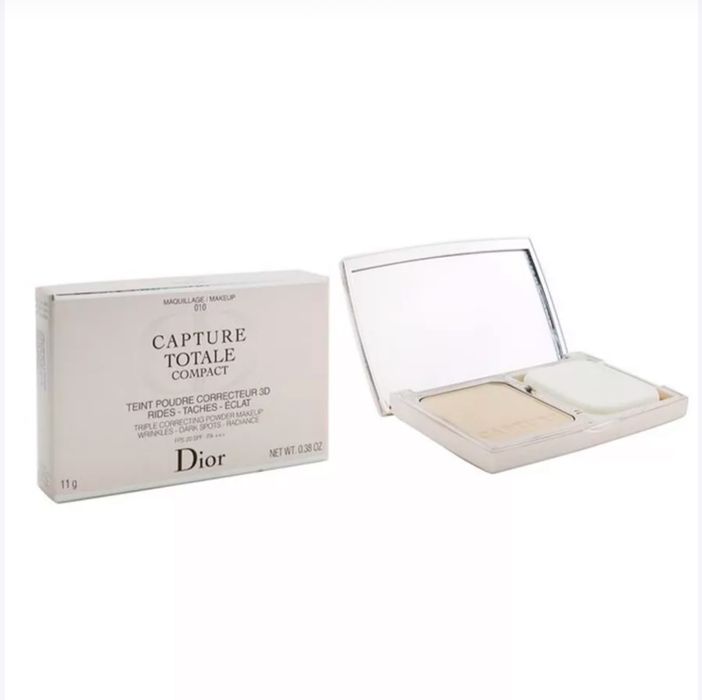 Пудра Dior Capture Totale Compact Foundation