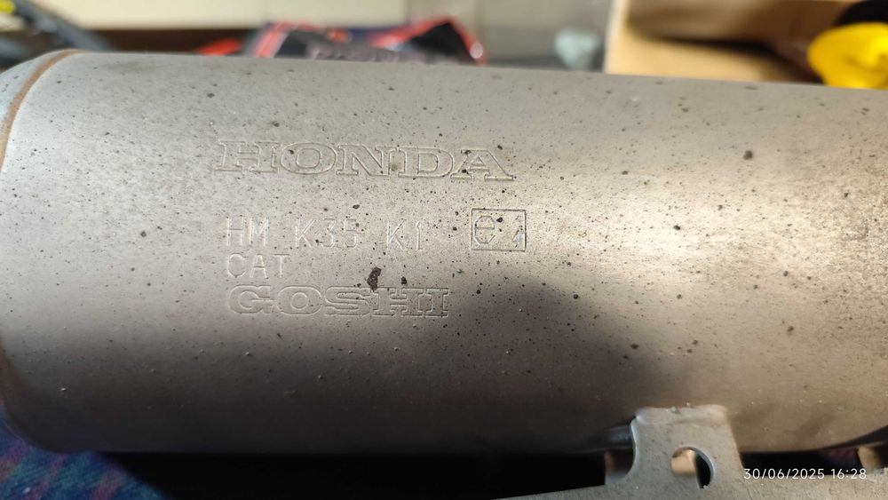 Escape Honda PCX 125