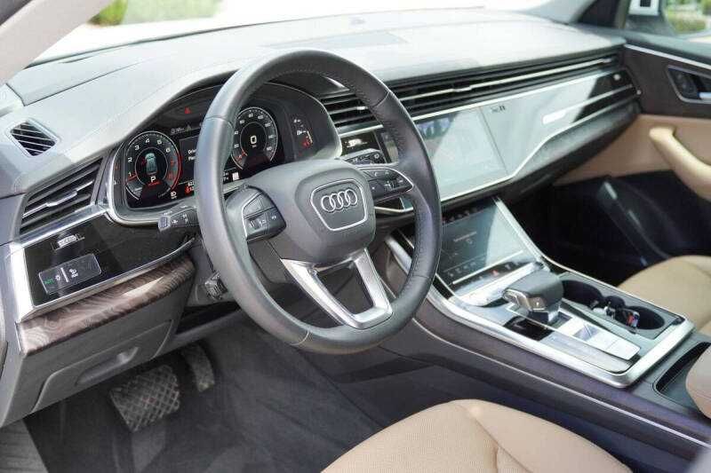 2019 Audi Q8 Prestige