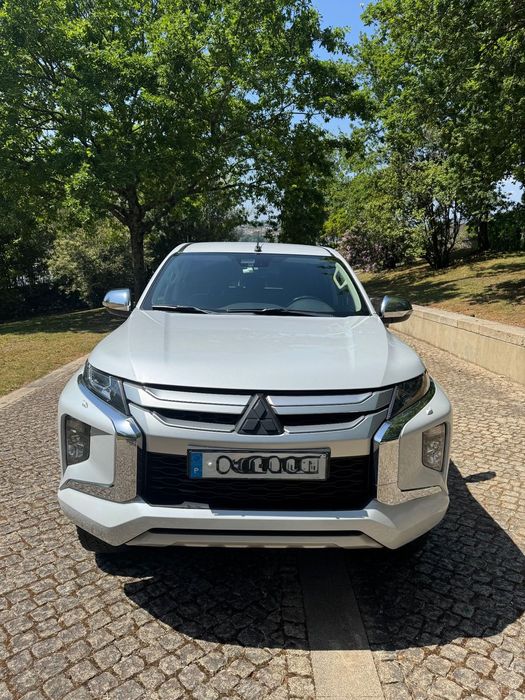 Mitsubishi L200 Pick Up 4x4 S&S Cabine Dupla Select