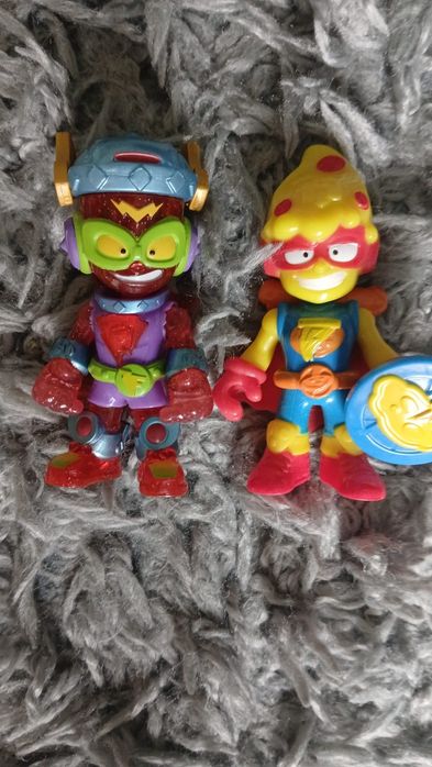 Super zestaw figurek zings 242 szt