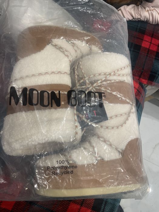 Przepiekne nowiutkie MOON BOOT sprzedaje bo muszę :(