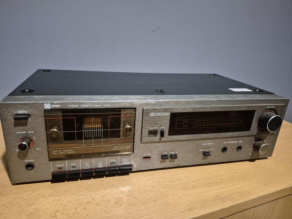 Magnetofon kasetowy ZRK  M 9115